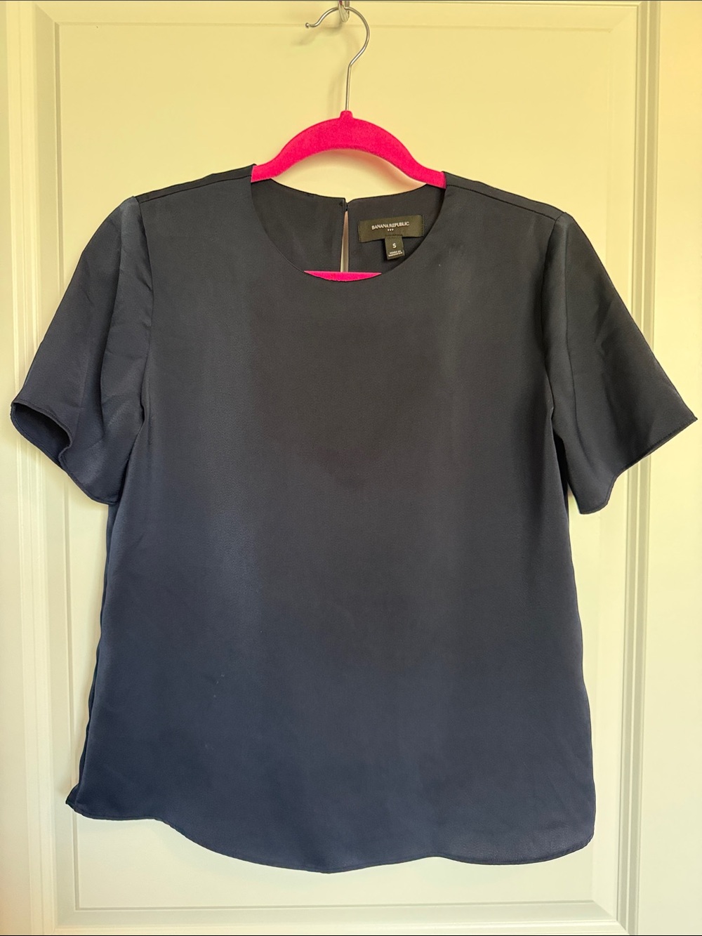 TWO!!! Banana Republic Navy & Black Short-Sleeve Blouse | SILK TEXTURE